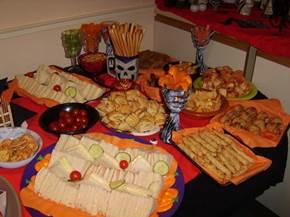 Come organizzare una cena in piedi