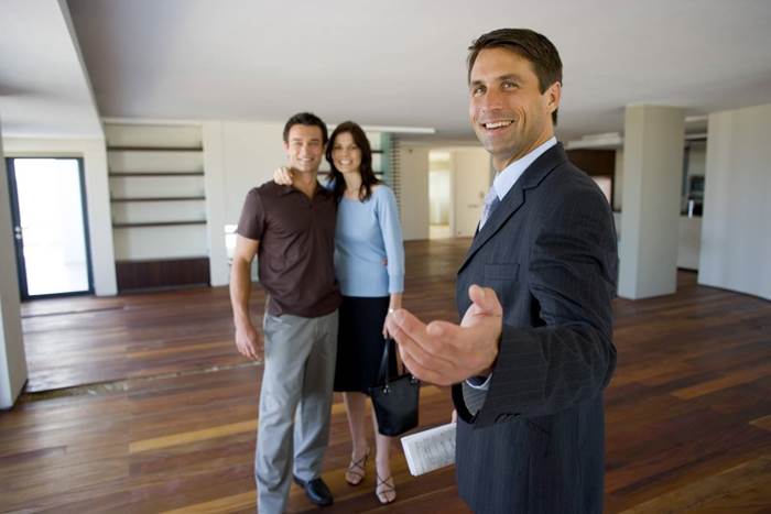 agente immobiliare