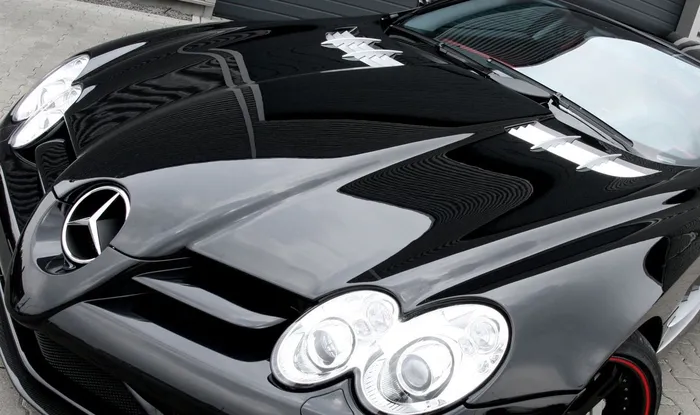 Automobile appena lucidata