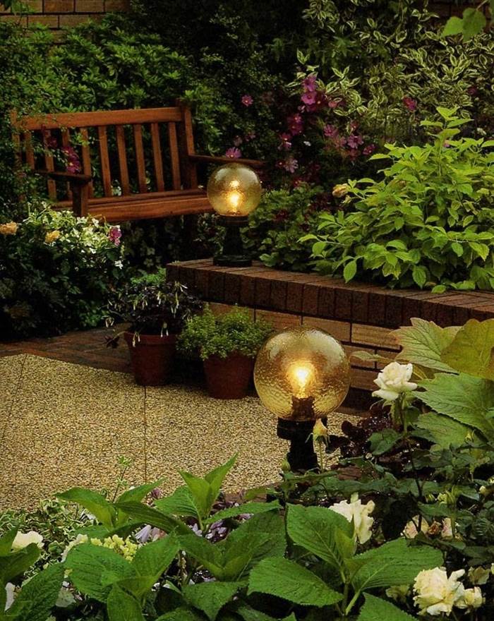Giardino illuminato