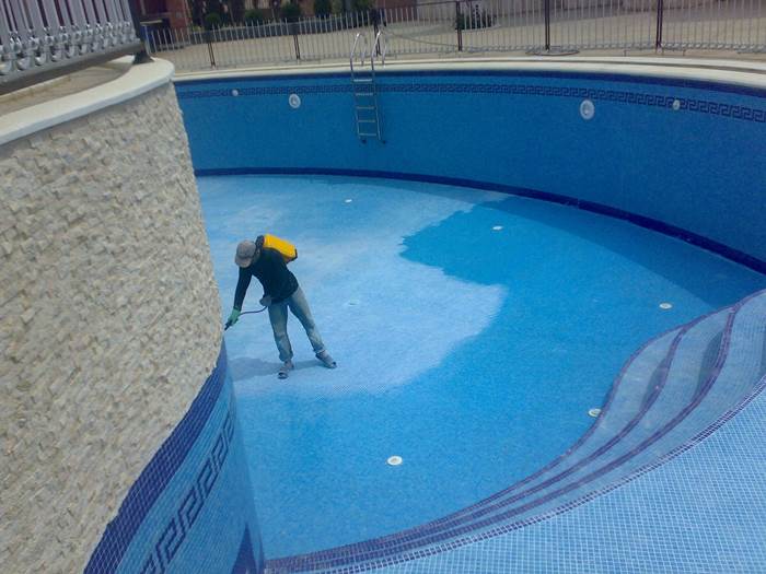 lavori piscine 