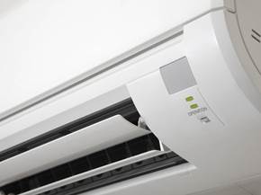 Caricare il gas per climatizzatori