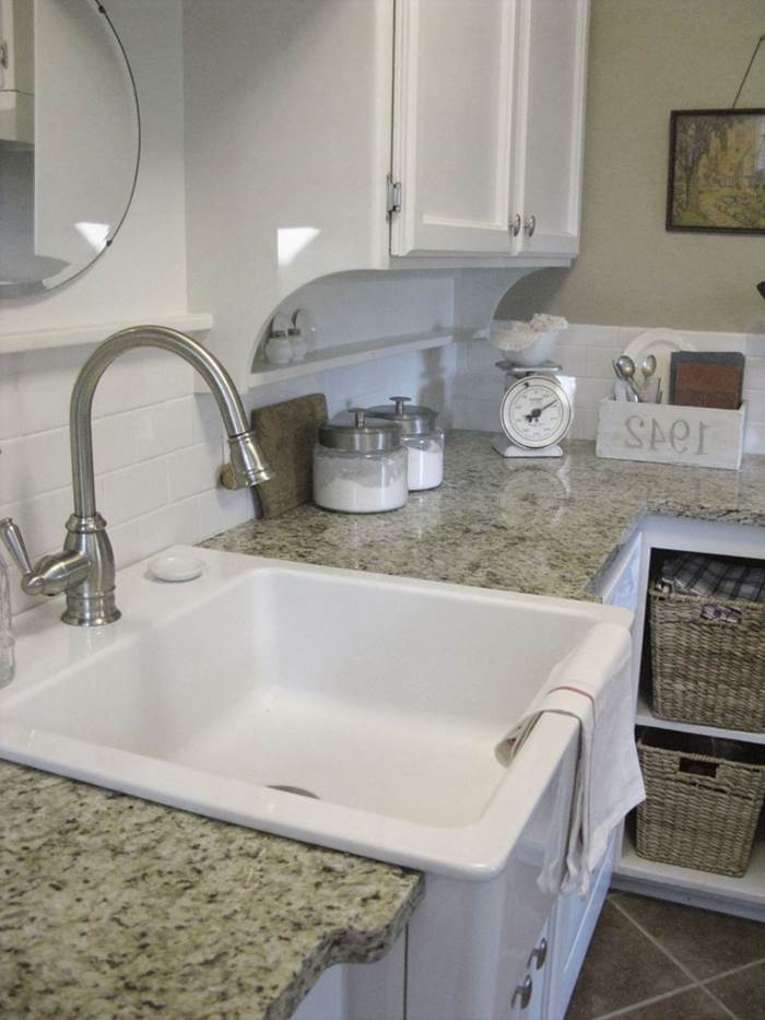 Lavello in ceramica a vasca singola