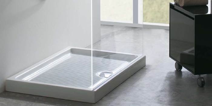 Piatto doccia in ceramica - rettangolare.