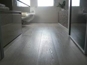 Cosa fare con il parquet laminato bagno