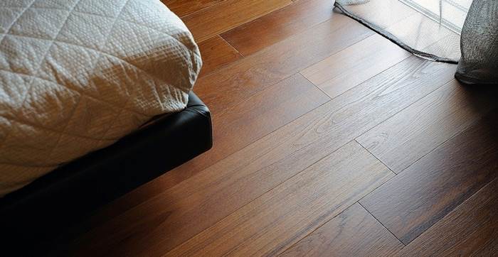 elegante parquet massello in teak