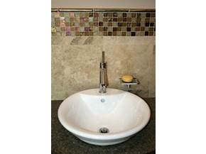 Come posare le piastrelle bagno mosaico