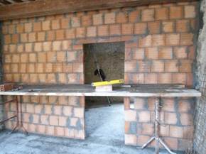 Realizzare un muro di mattoni