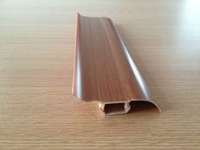 Installare battiscopa in pvc