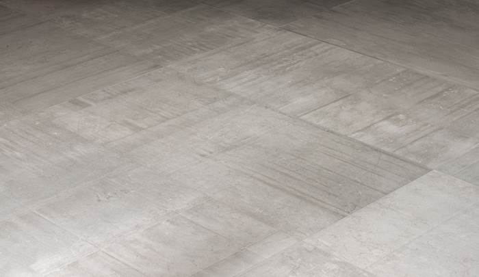 Gres porcellanato in stile parquet