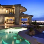 Tipologie di arredamento di lusso con eleganza.