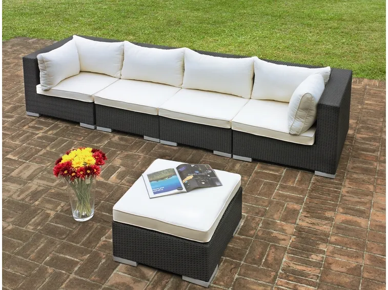Salotto da giardino in rattan