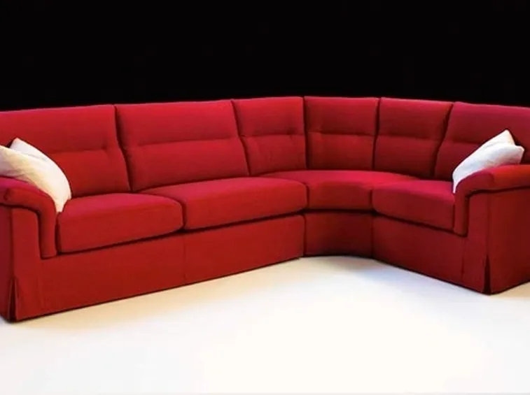 divano componibile rosso a sei posti