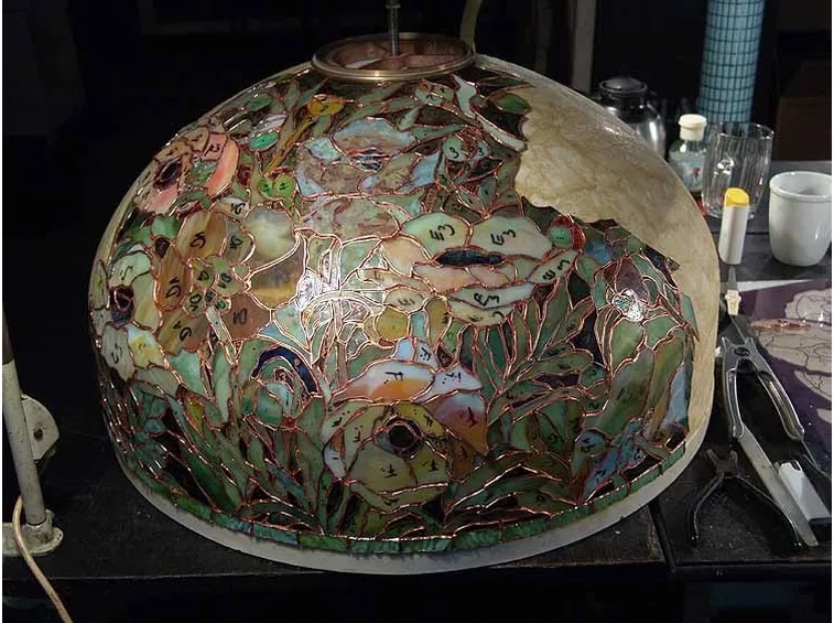 Realizzazione lampada Tiffany