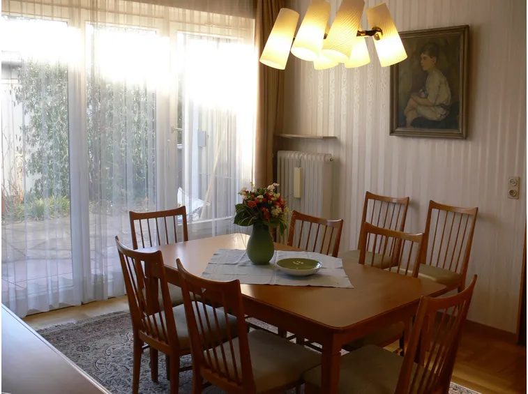 Come scegliere le tende giuste in soggiorno