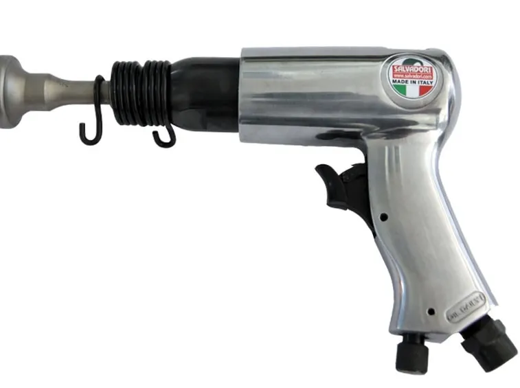 Utilizzo del martello pneumatico