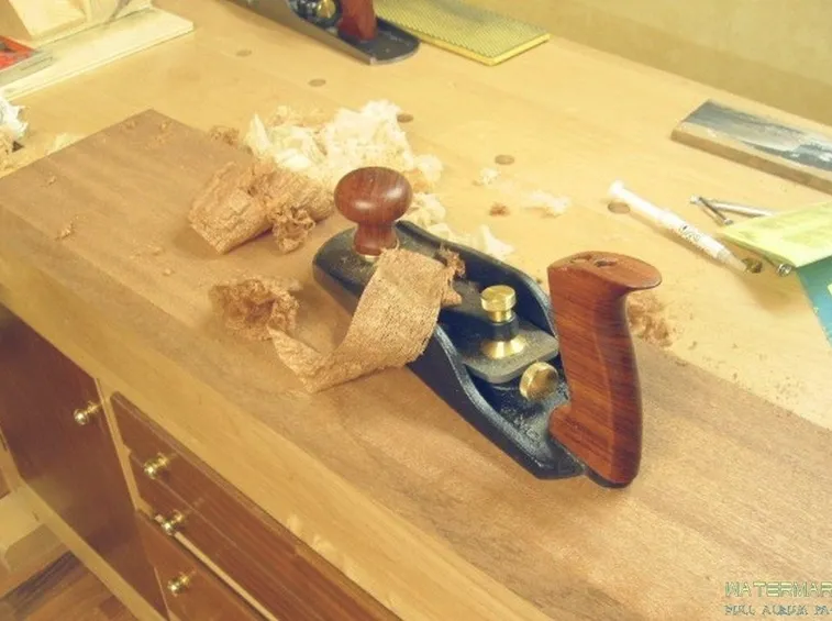 Pialla per levigare il legno