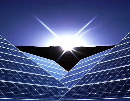 Il costo di un impianto fotovoltaico si aggira intorno ai 3000 euro a kilowattora