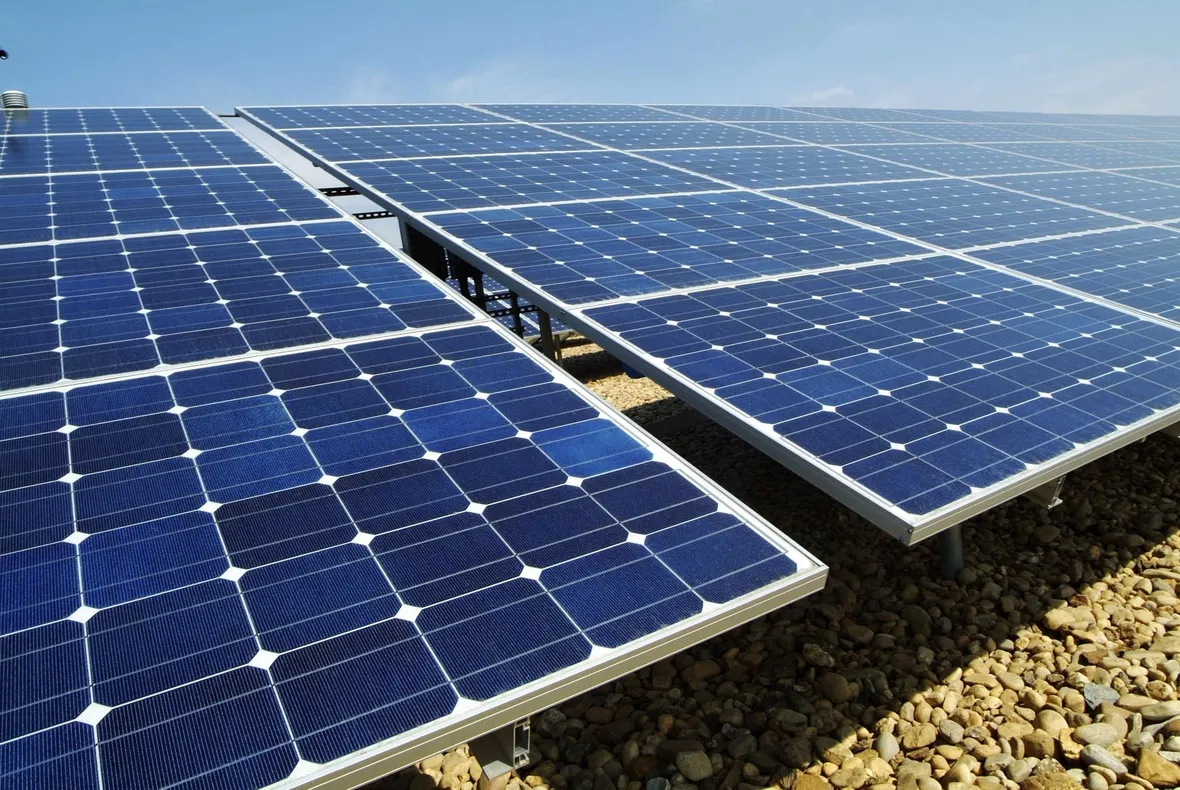 Esempio di grande impianto fotovoltaico.