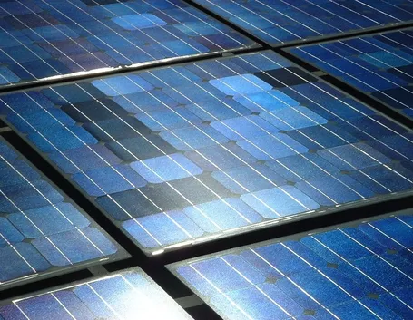 La cella fotovoltaica è il cuore del sistema che trasforma il sole in energia