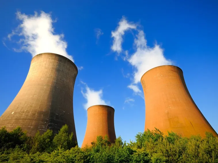 Anche l'energia nucleare è catalogata come alternativa