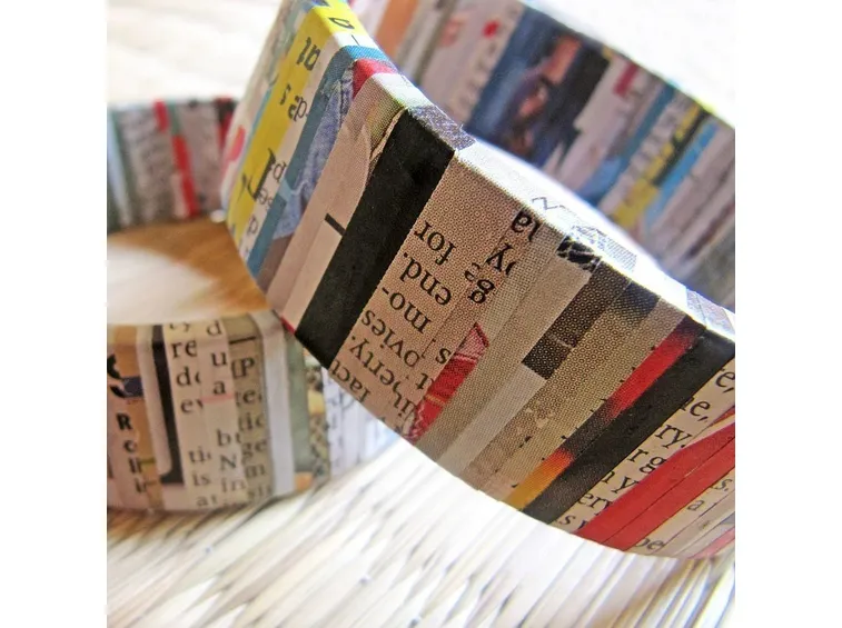 Bracciale realizzato con materiale di riciclo