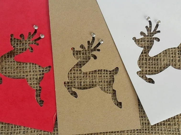 Una cartolina personalizzata per mandare gli auguri agli amici e una decorazione natalizia di grande effetto