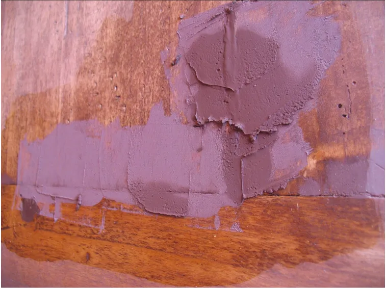 Superficie in legno stuccata
