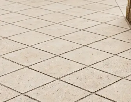 Realizzazione pavimentazione esterna in pietra Bargiolina