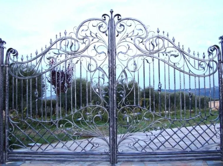 Cancello in ferro battuto