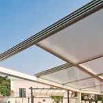 Copertura in policarbonato trasparente