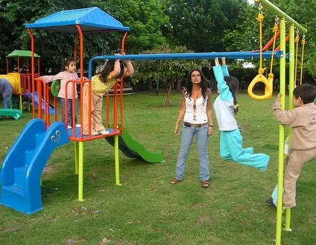 Giochi da giardino e bambini