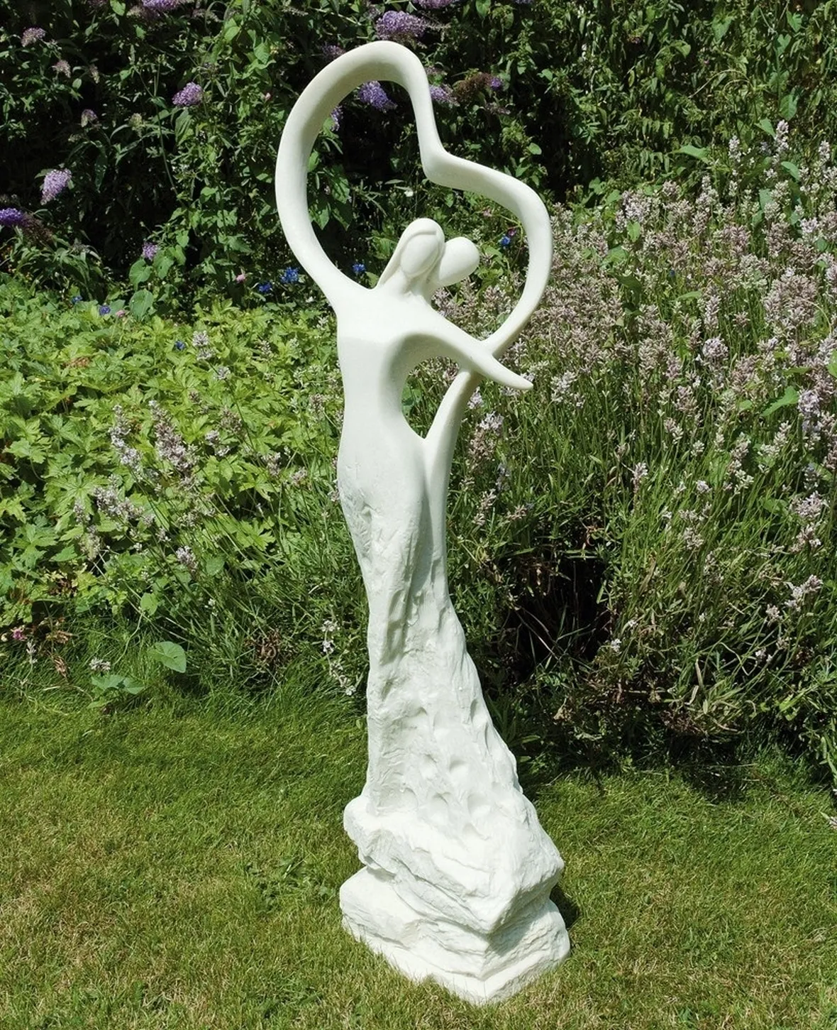 Statua per giardino in stile contemporaneo