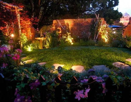Come illuminare il giardino 