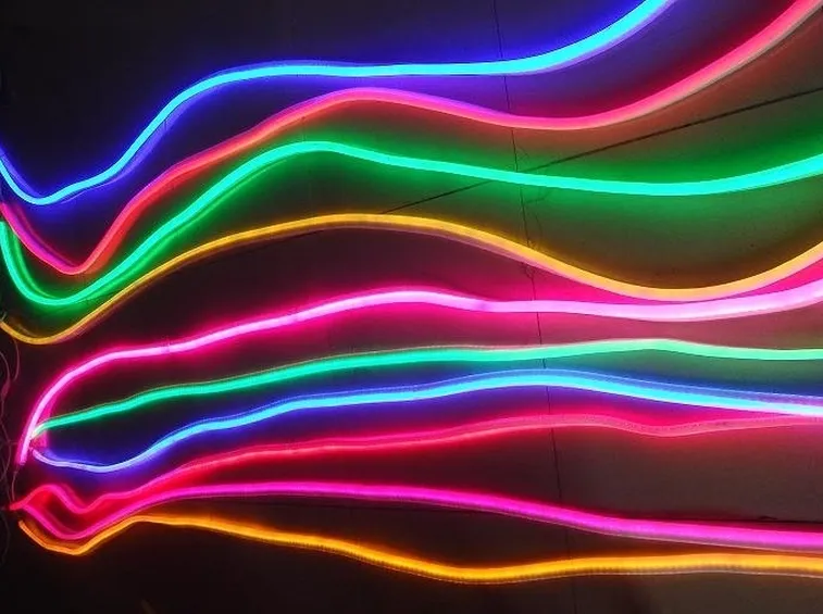 Giochi di luce al Neon