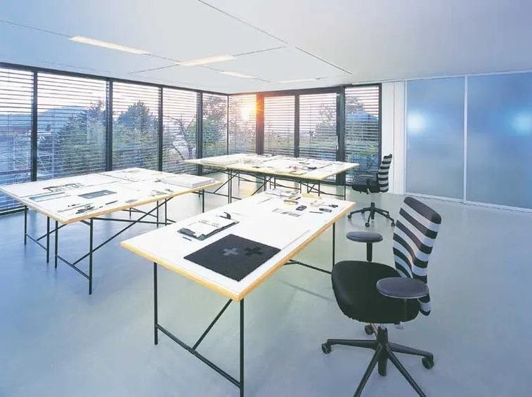 luce naturale ed artificiale ufficio
