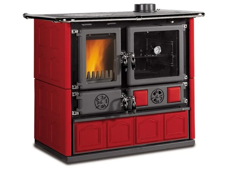 Stufa a legna con forno
