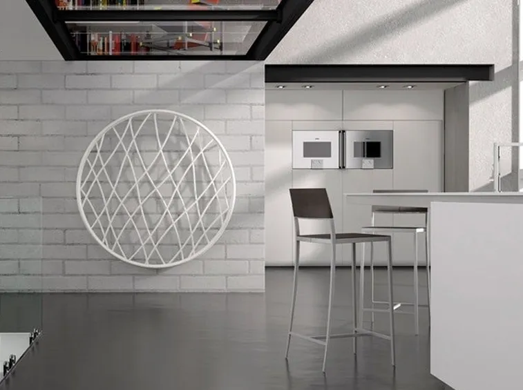 Radiatore minimalista che arreda una cucina