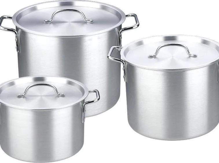 Batteria di pentole in alluminio anodizzato