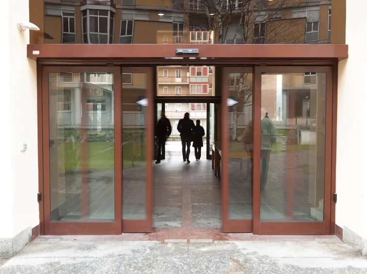 Porta scorrevole circolare