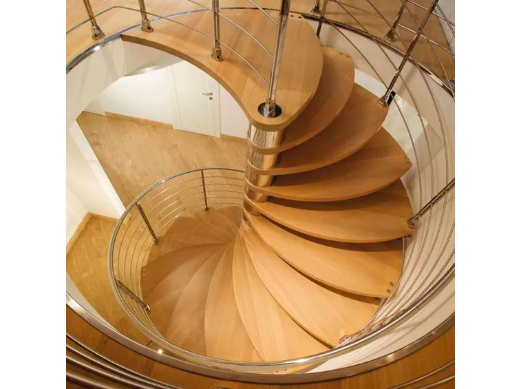 scale a chiocciola legno