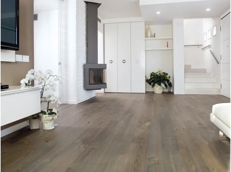 Parquet spazzolato in rovere