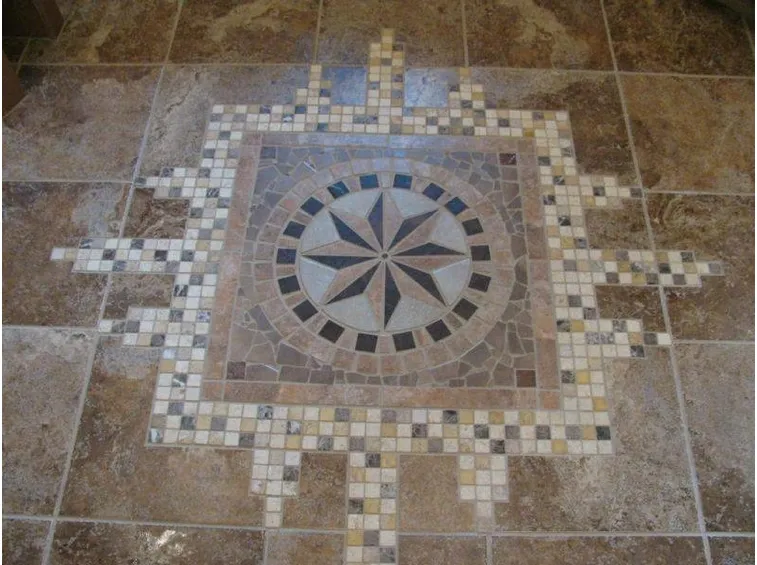 Piastrelle mosaico e grandi