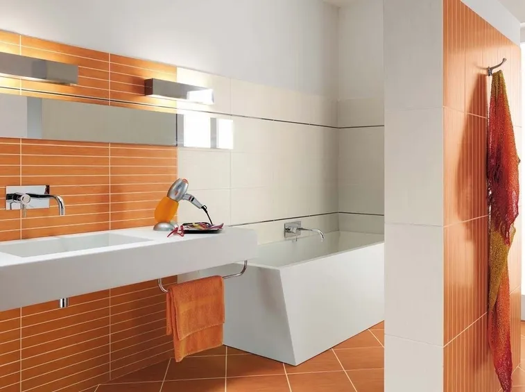piastrella in ceramica a parete arancione