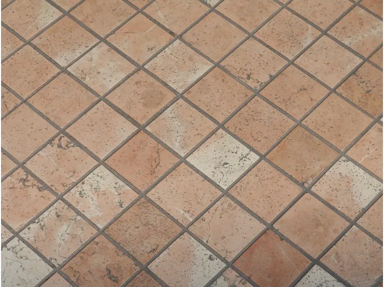 Pavimento in piastrelle