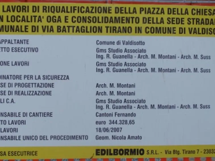 Cartello di cantiere appalto pubblico
