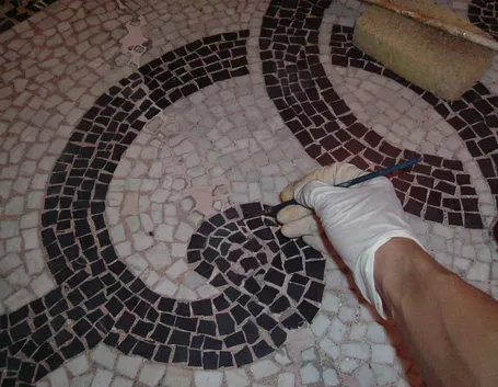 Bagno con mosaico artistico