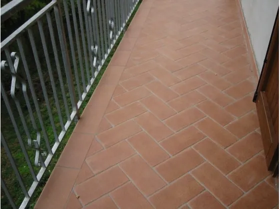 pavimenti balcone terracotta