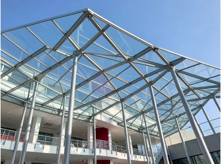 copertura in vetro ospedale
