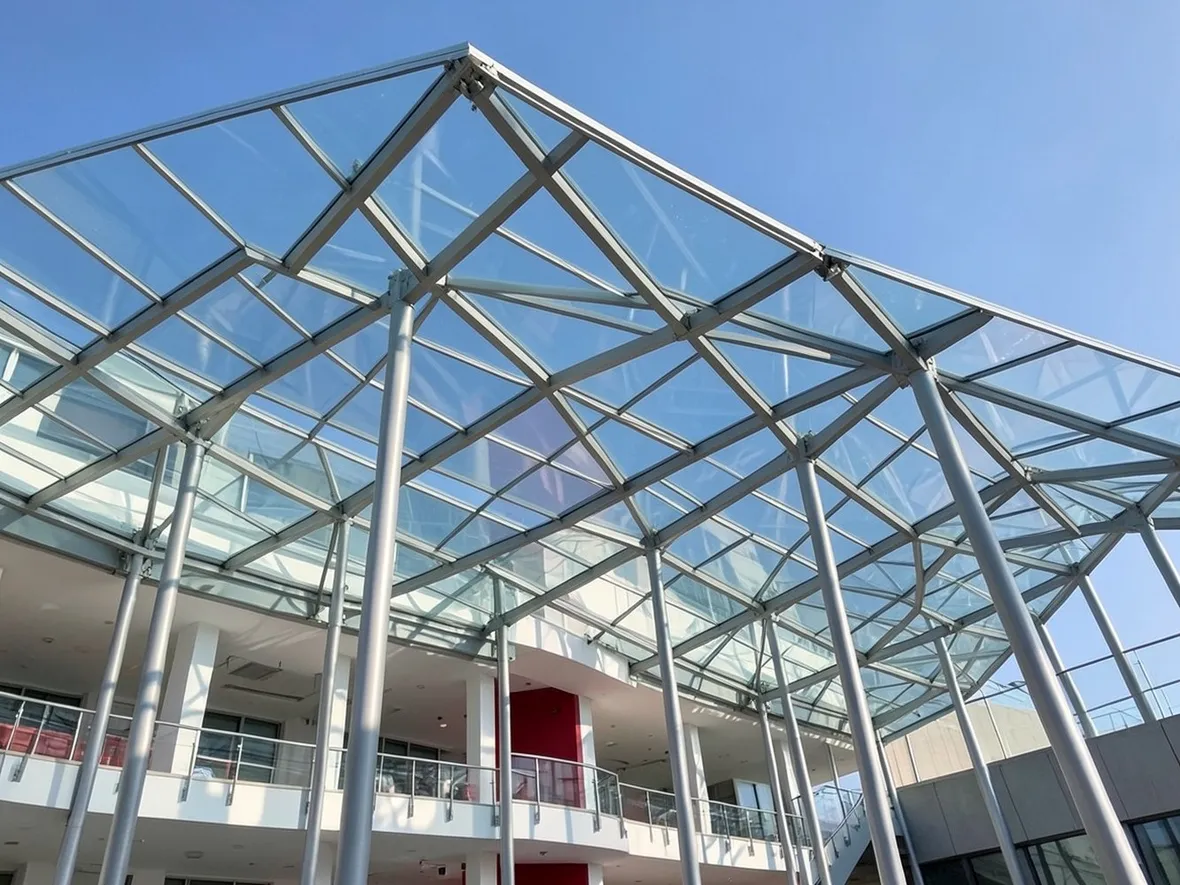 copertura in vetro ospedale